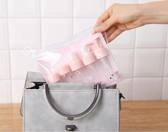 Embalagem personalizada de cosméticos no atacado, garrafas plásticas para trajes de viagem, garrafas PP / Pet / acrílico / silicone